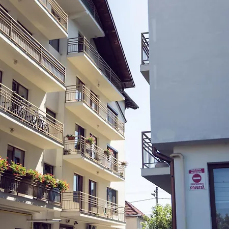 Amber Apartments Sibiu Esterno foto