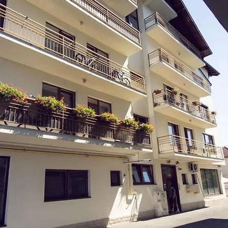 Amber Apartments Sibiu Esterno foto